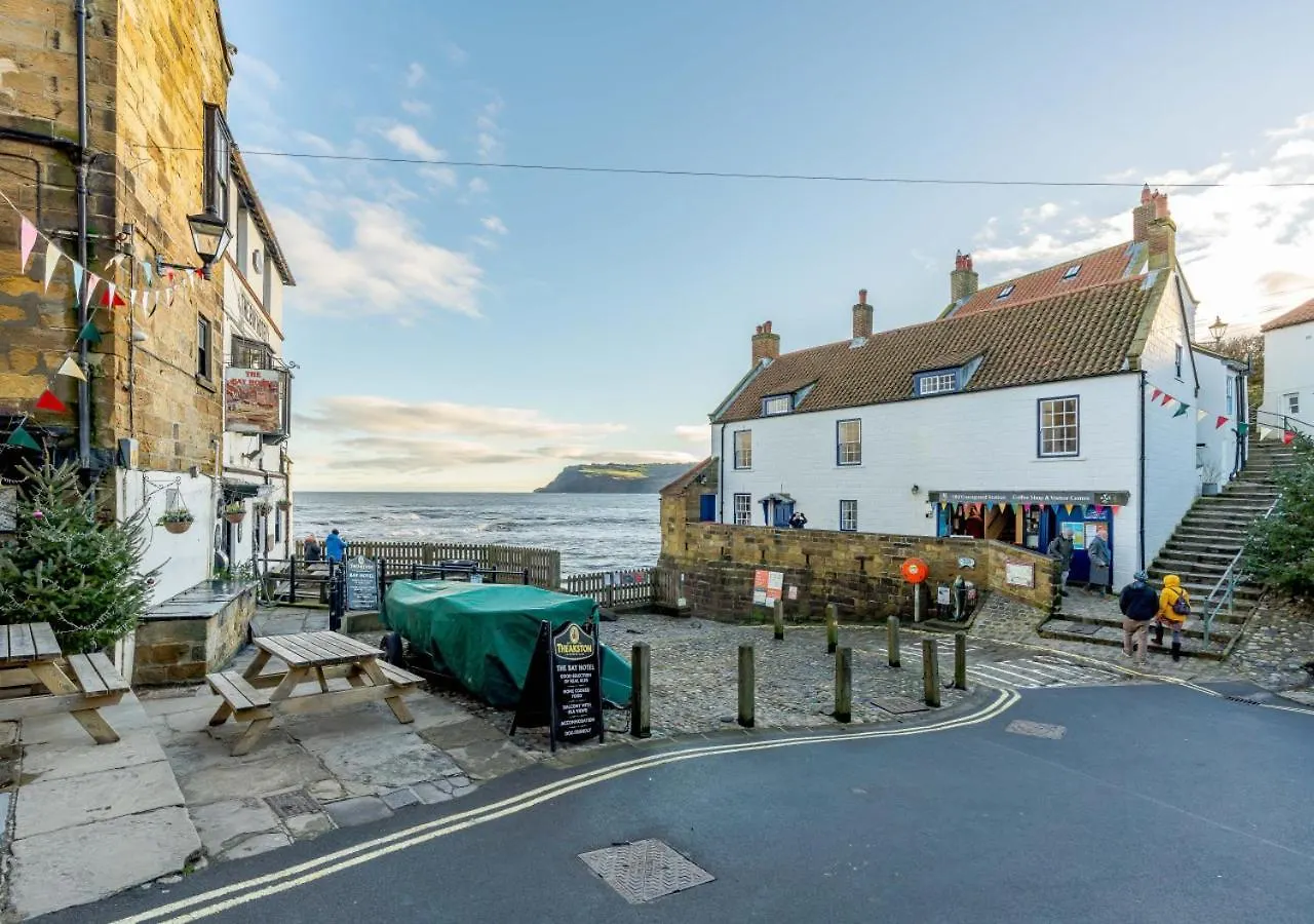 Alice Cottage Robin Hood's Bay 0*,